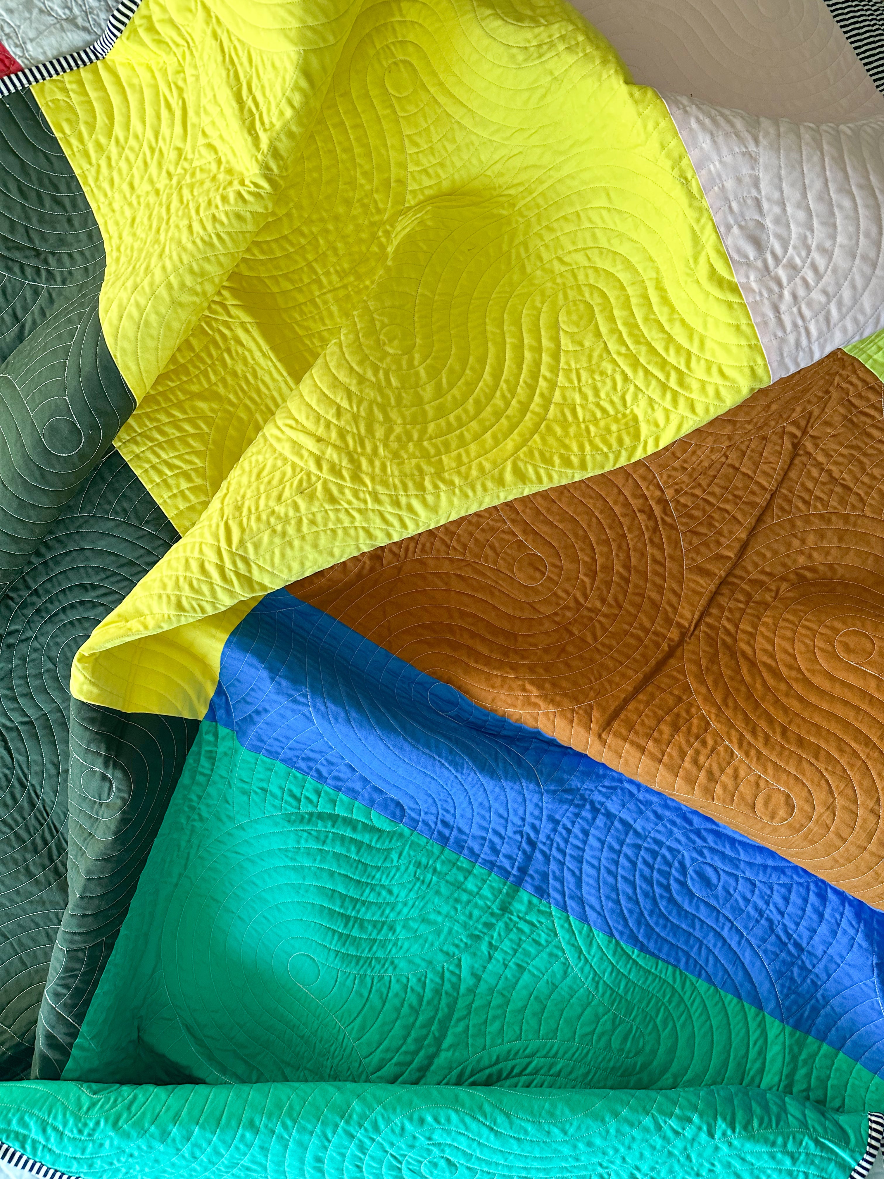 Trailing Star Quilt - (Large Throw)